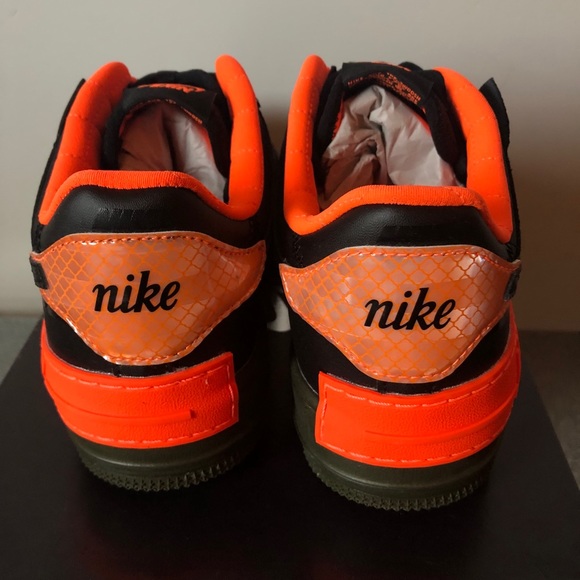 Nike Air Force One Shadow SE - Picture 4 of 6